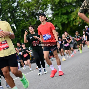Runner Photo 4133906