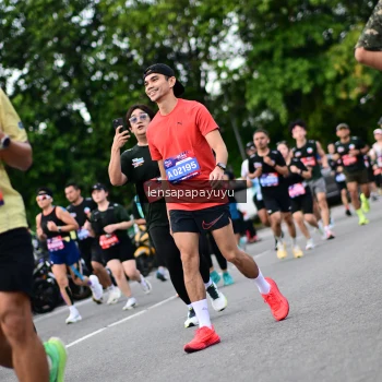 Runner Photo 4133911