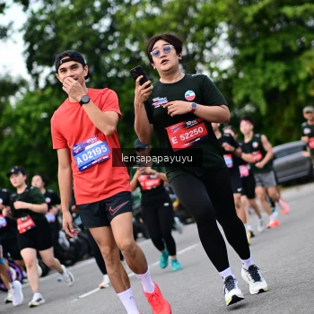 Runner Photo 4133912