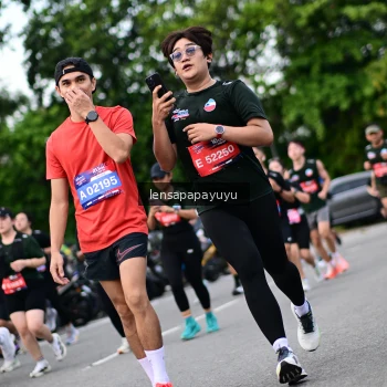 Runner Photo 4133913