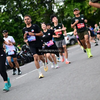 Runner Photo 4133918
