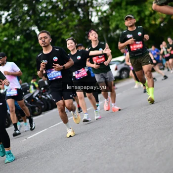 Runner Photo 4133921