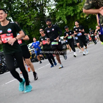 Runner Photo 4133957