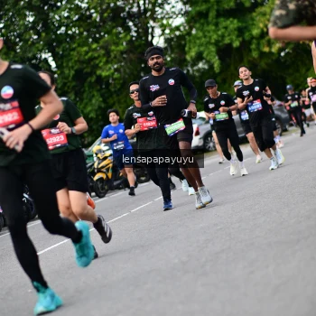 Runner Photo 4133958