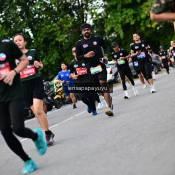 Runner Photo 4133959