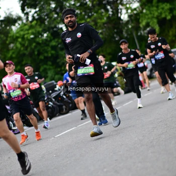 Runner Photo 4133962