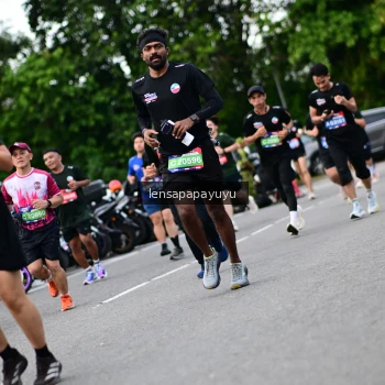 Runner Photo 4133963