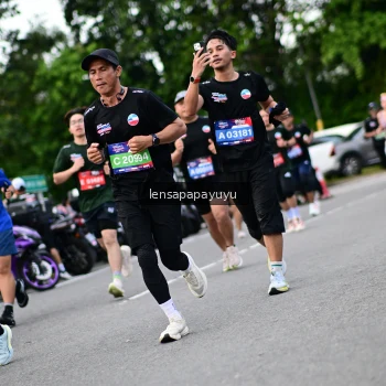 Runner Photo 4133971
