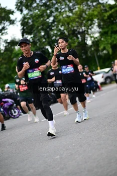 Runner Photo 4133973