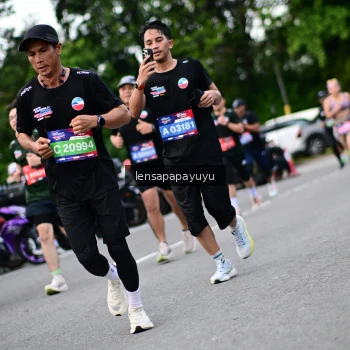 Runner Photo 4133974