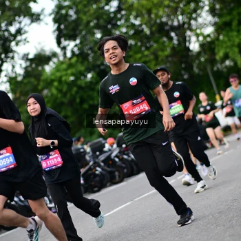 Runner Photo 4134011