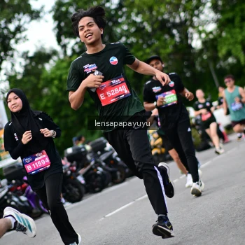 Runner Photo 4134012