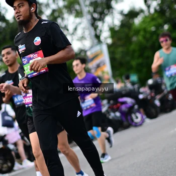 Runner Photo 4134016