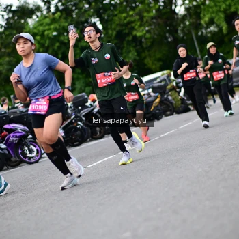 Runner Photo 4134019