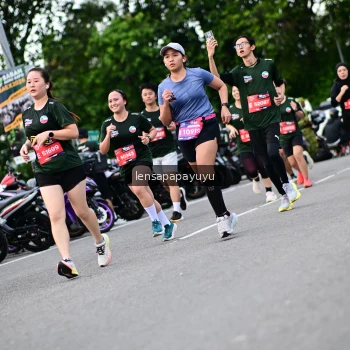 Runner Photo 4134021