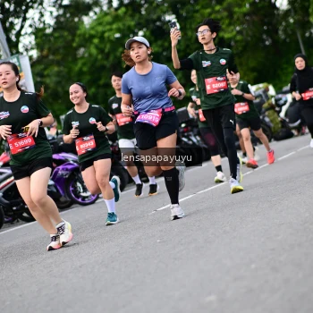 Runner Photo 4134022