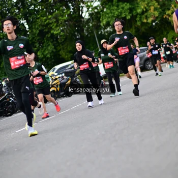 Runner Photo 4134023