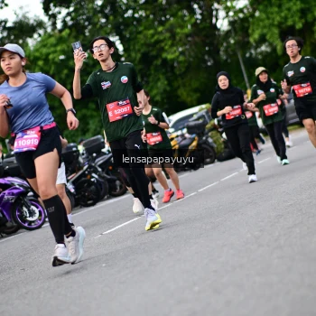 Runner Photo 4134025