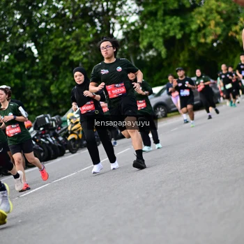 Runner Photo 4134028