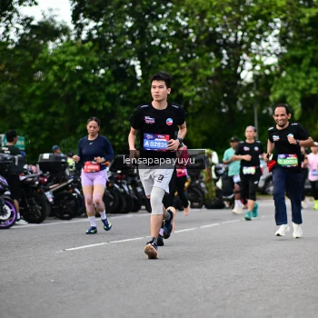 Runner Photo 4134032