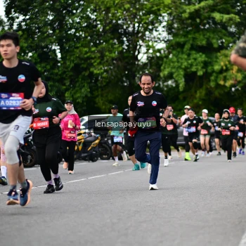 Runner Photo 4134037