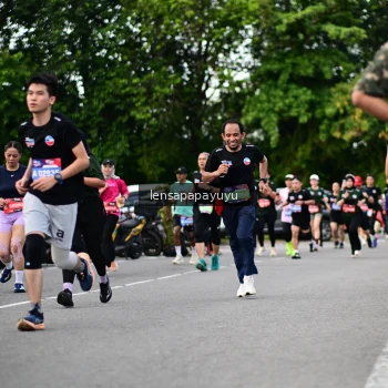 Runner Photo 4134039