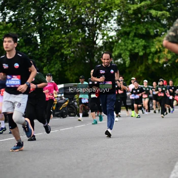 Runner Photo 4134040