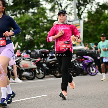 Runner Photo 4134044