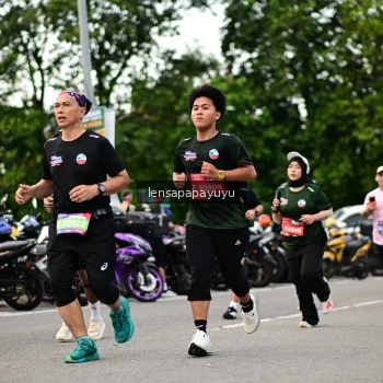 Runner Photo 4134050
