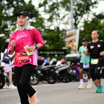 Runner Photo 4134051