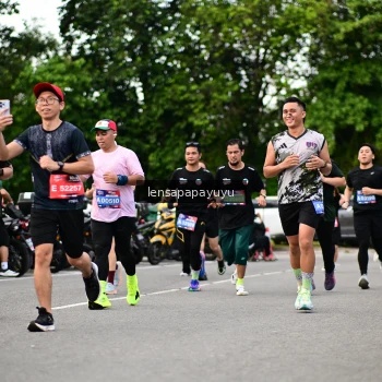 Runner Photo 4134064