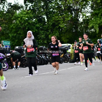 Runner Photo 4134072