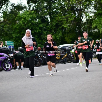 Runner Photo 4134073