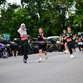 Runner Photo 4134074