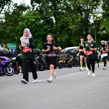 Runner Photo 4134078