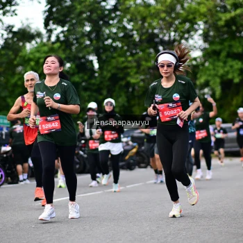 Runner Photo 4134085