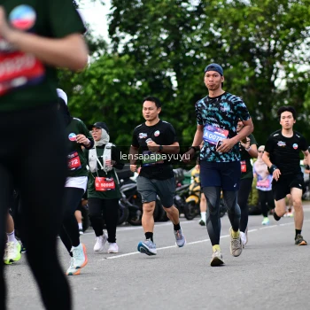 Runner Photo 4134089