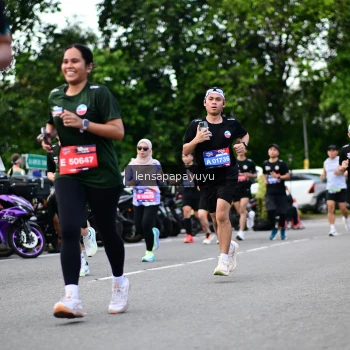 Runner Photo 4134098