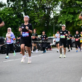 Runner Photo 4134104
