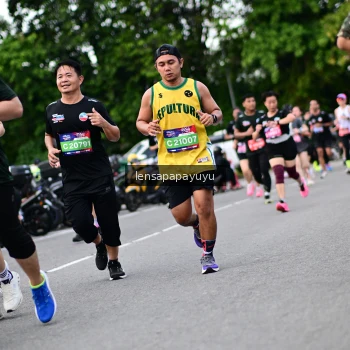 Runner Photo 4134116