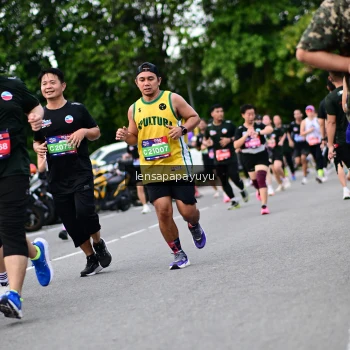 Runner Photo 4134117