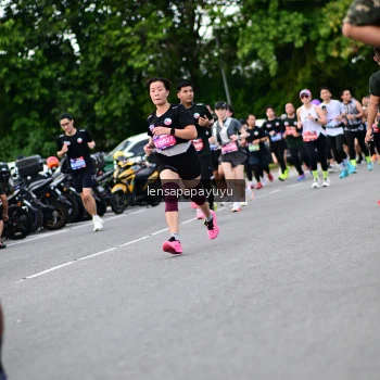 Runner Photo 4134122