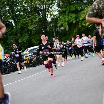 Runner Photo 4134124