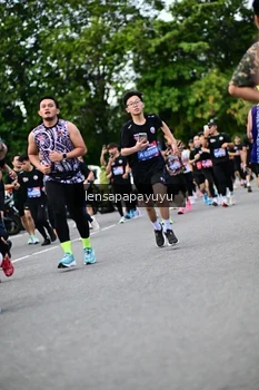 Runner Photo 4134152