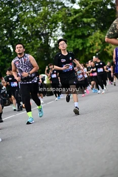 Runner Photo 4134153