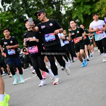 Runner Photo 4134155