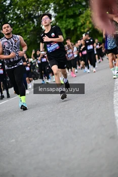 Runner Photo 4134156