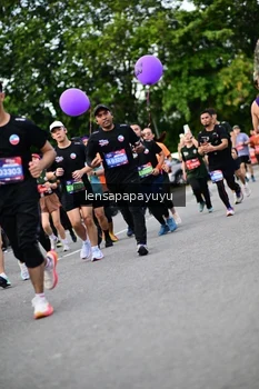 Runner Photo 4134183