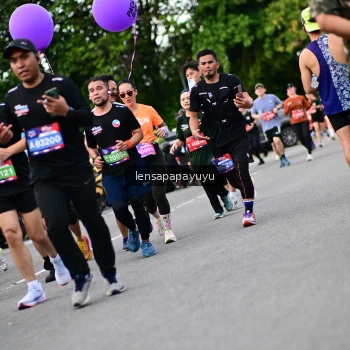 Runner Photo 4134188