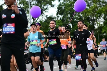 Runner Photo 4134195